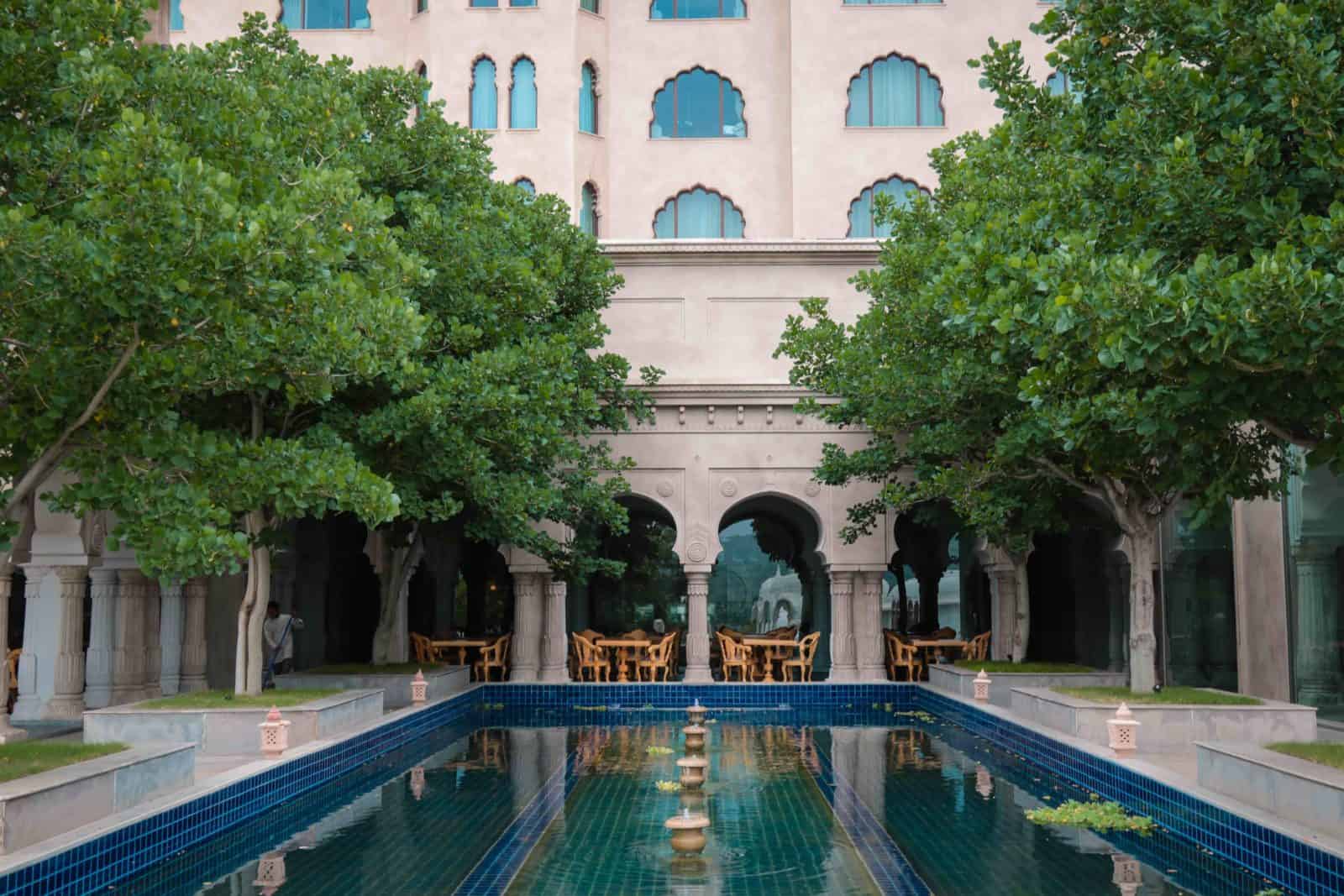 Fairmont Jaipur - A chic Rajasthan indulgence fit for Kings and Queens ...